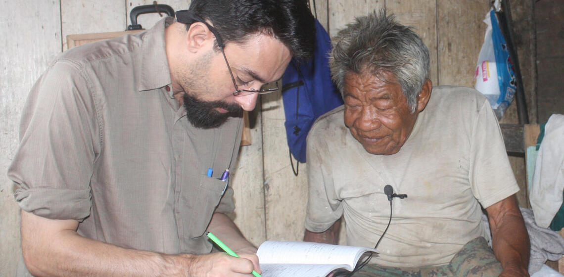 Working with Sápara speaker Vicente Aliawkuri